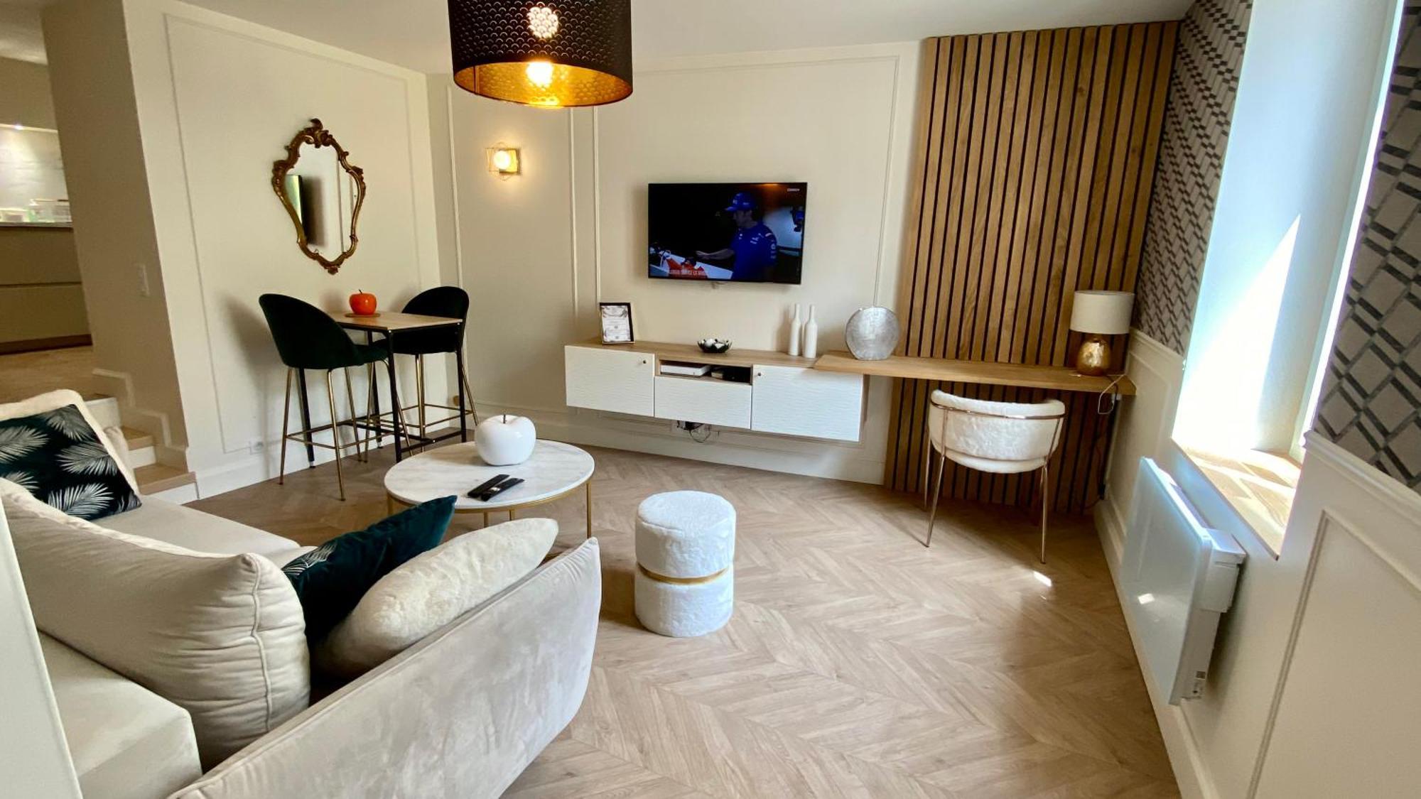 Superbe Appartement Terrasse Et Parking Gratuit Auxerre Exterior foto
